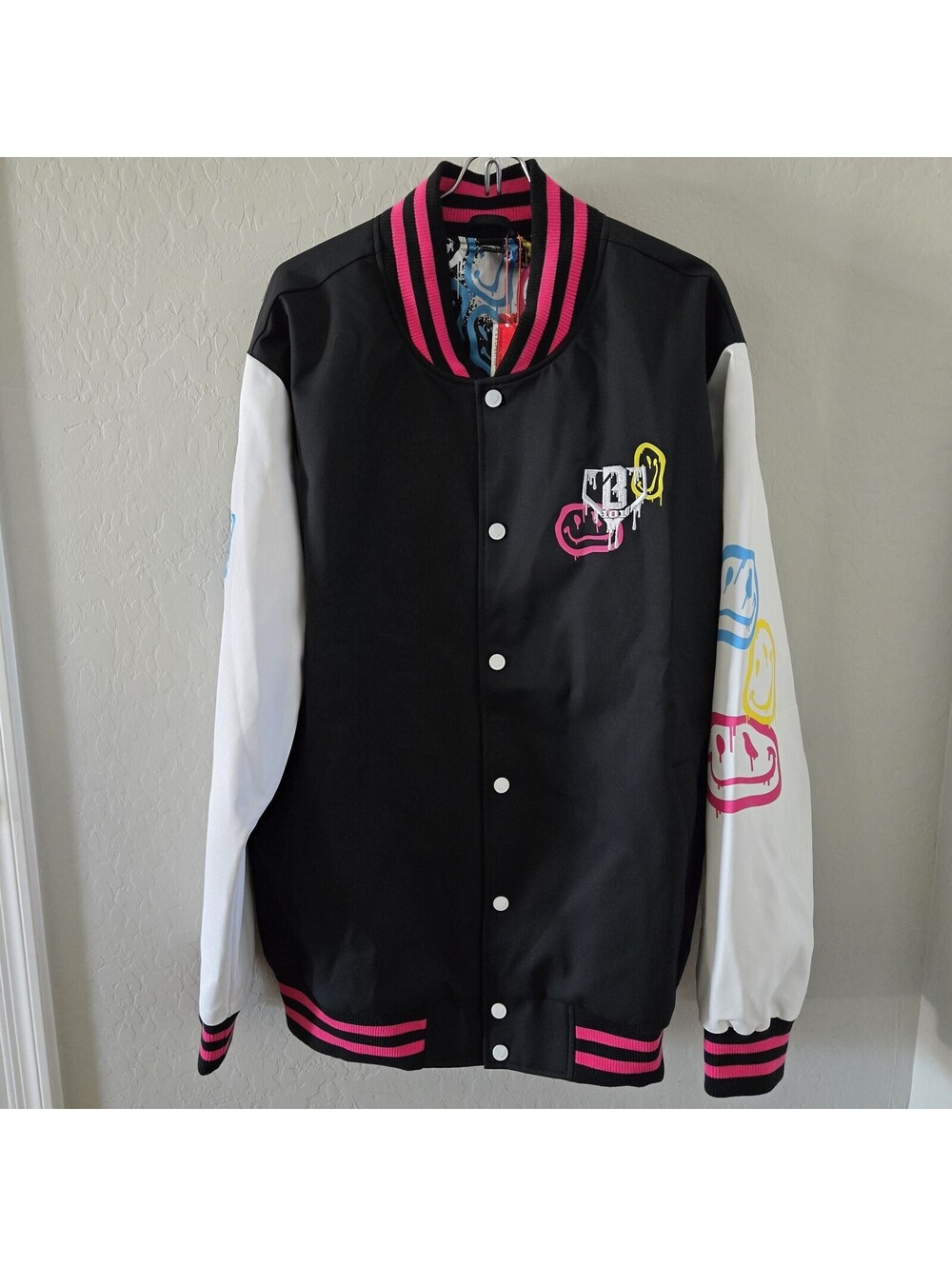 Baseball Lifestyle 101 Smiley Slugger Bomber Jacket Logo Adult XL NWT